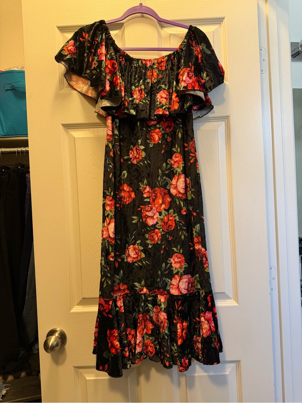 Floral Off-Shoulder Midi Dress in Black and Red
